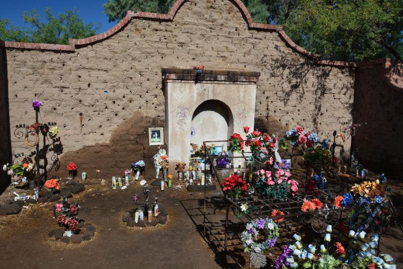 Tucson-el-tiradito-shrine-1